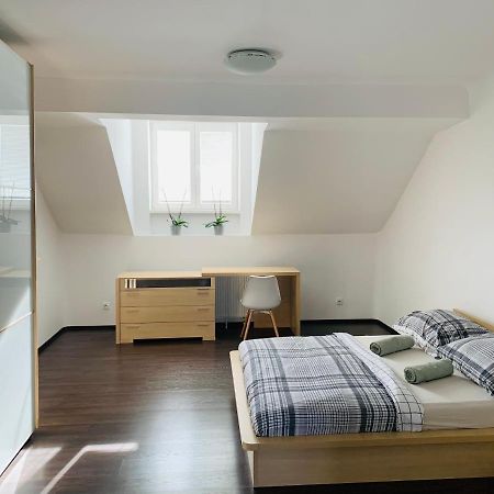 Apartman Blumental Centrum Bratislava Exteriör bild