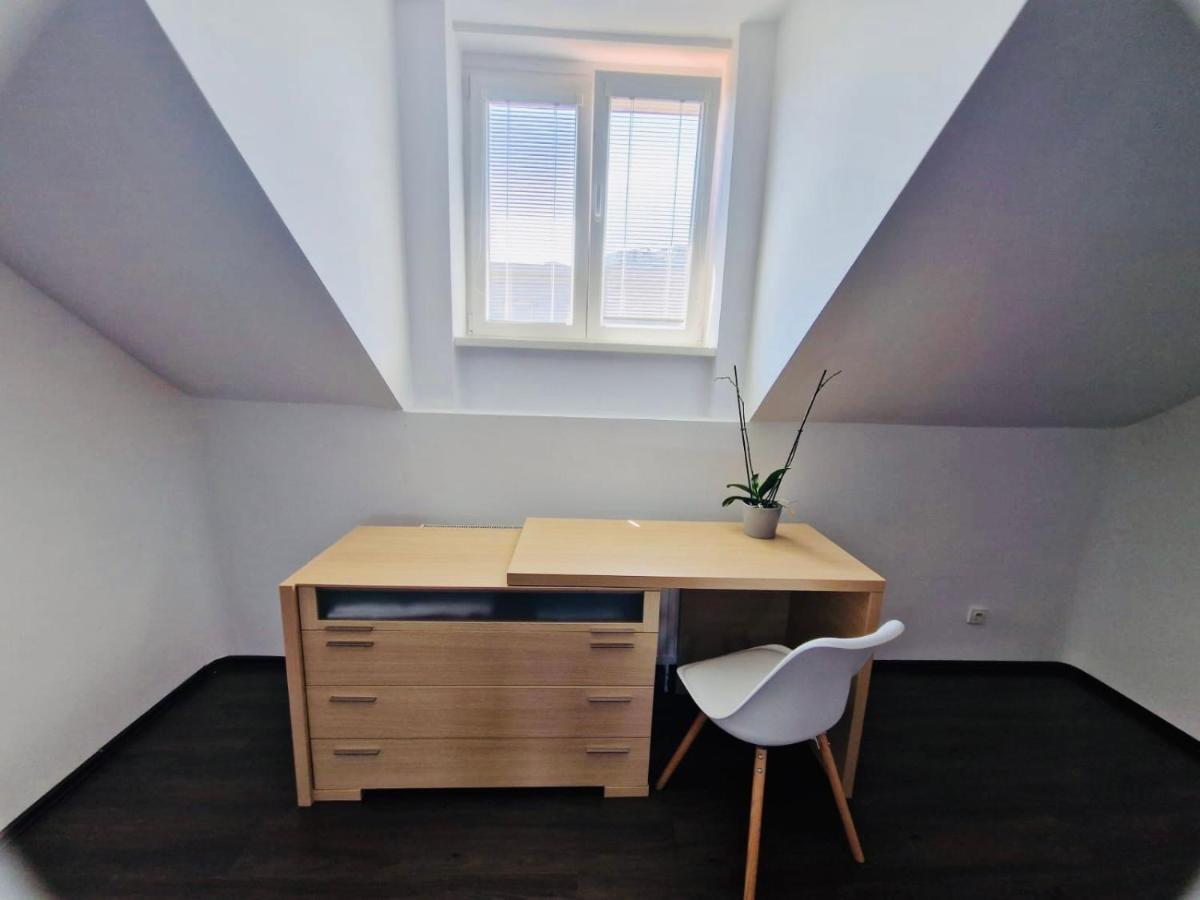 Apartman Blumental Centrum Bratislava Exteriör bild