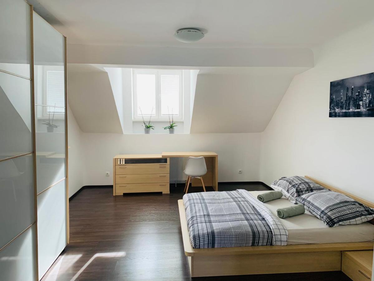 Apartman Blumental Centrum Bratislava Exteriör bild
