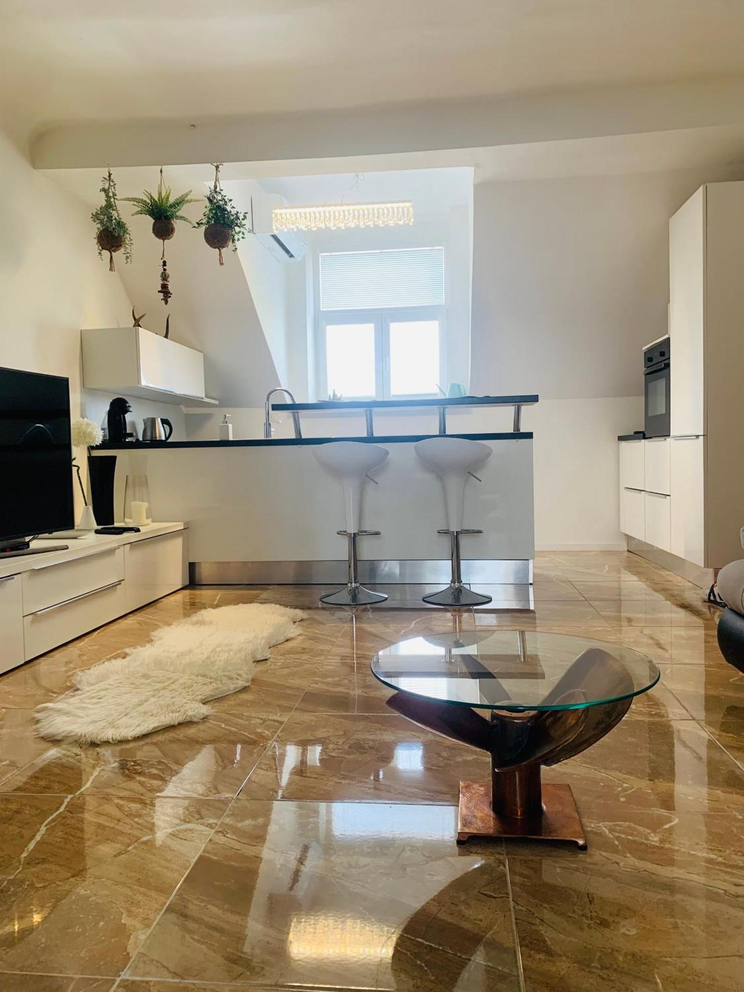 Apartman Blumental Centrum Bratislava Exteriör bild