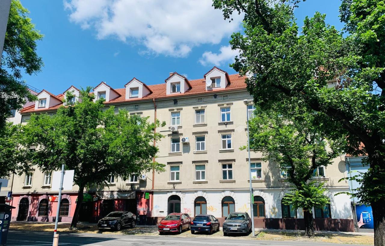 Apartman Blumental Centrum Bratislava Exteriör bild